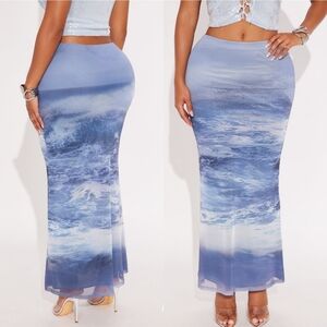 ⭐️Fashion Nova Ocean Waves Maxi Skirt